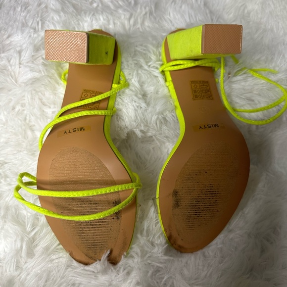 Size 11 Neon Yellow Sandals - Picture 2 of 5